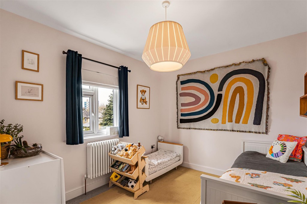 Epsom Road, Leyton, London, E10