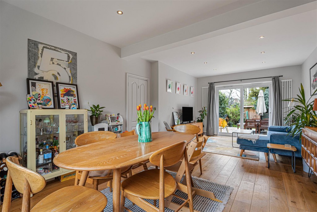 Epsom Road, Leyton, London, E10