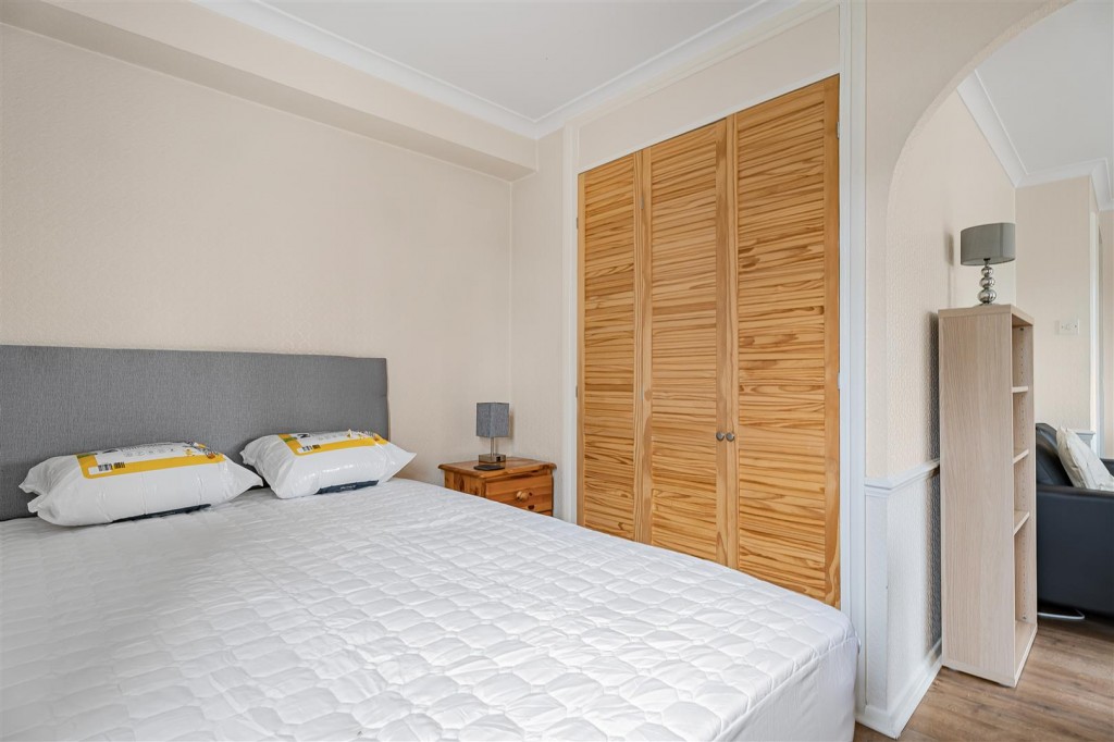 Greenacre Gardens, Walthamstow, London, E17