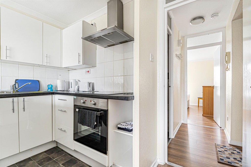 Hastingwood Court, Pembroke Road, Walthamstow, London, E17