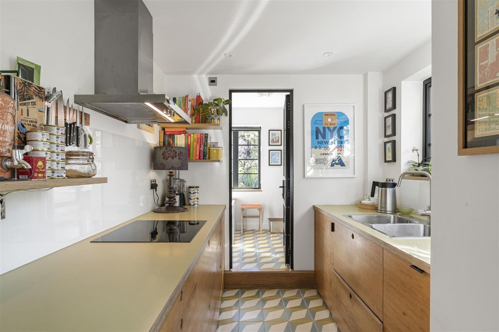 Tower Hamlets Road, Walthamstow, London, E17