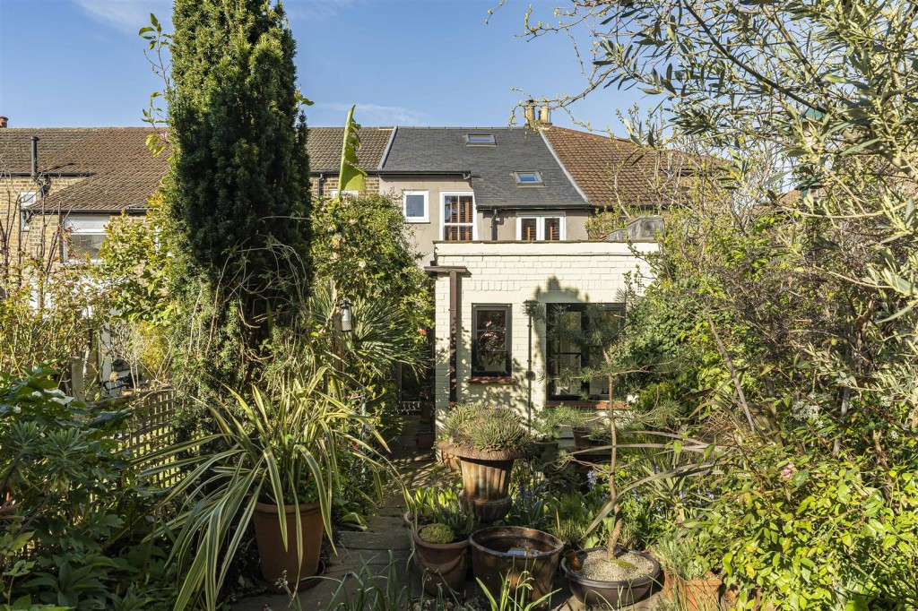 Tower Hamlets Road, Walthamstow, London, E17