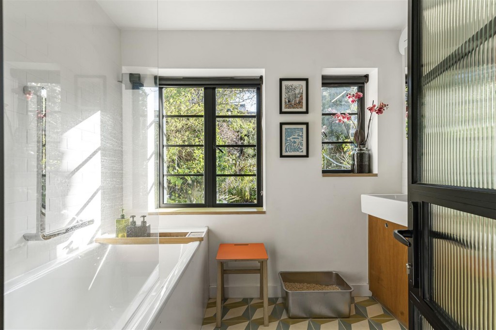 Tower Hamlets Road, Walthamstow, London, E17