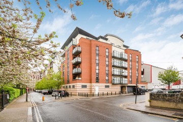 Bloomfield Court, Brisbane Road, Leyton, London, E10