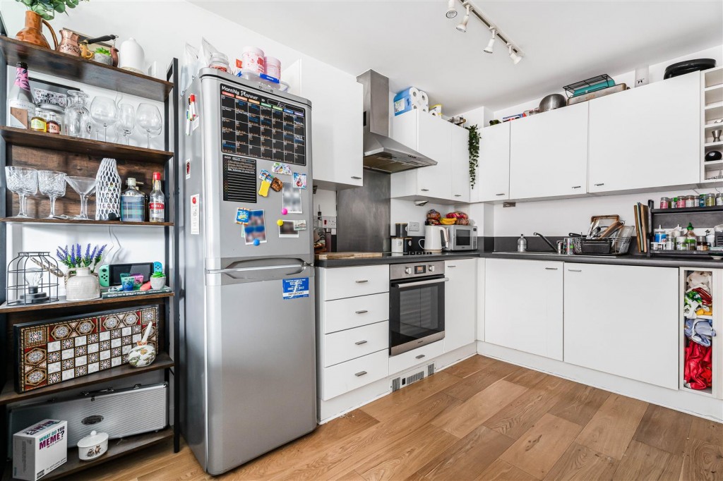 Bloomfield Court, Brisbane Road, Leyton, London, E10