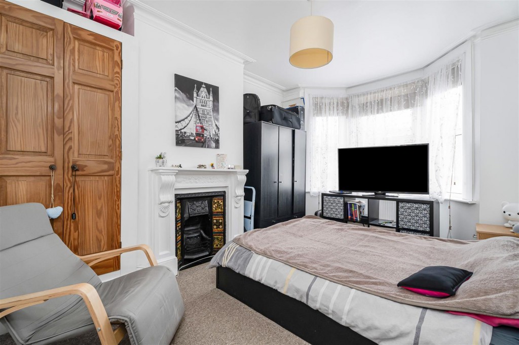 Knotts Green Road, Leyton, London, E10