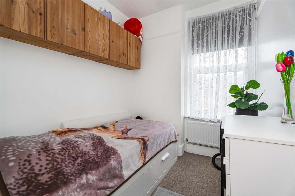 Knotts Green Road, Leyton, London, E10