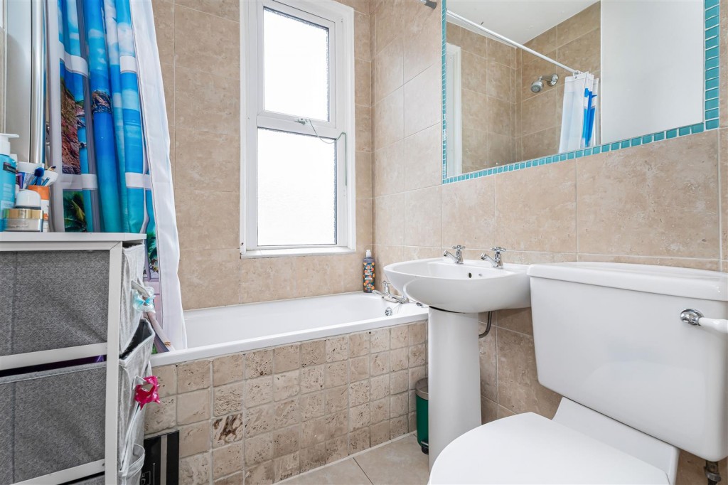 Knotts Green Road, Leyton, London, E10