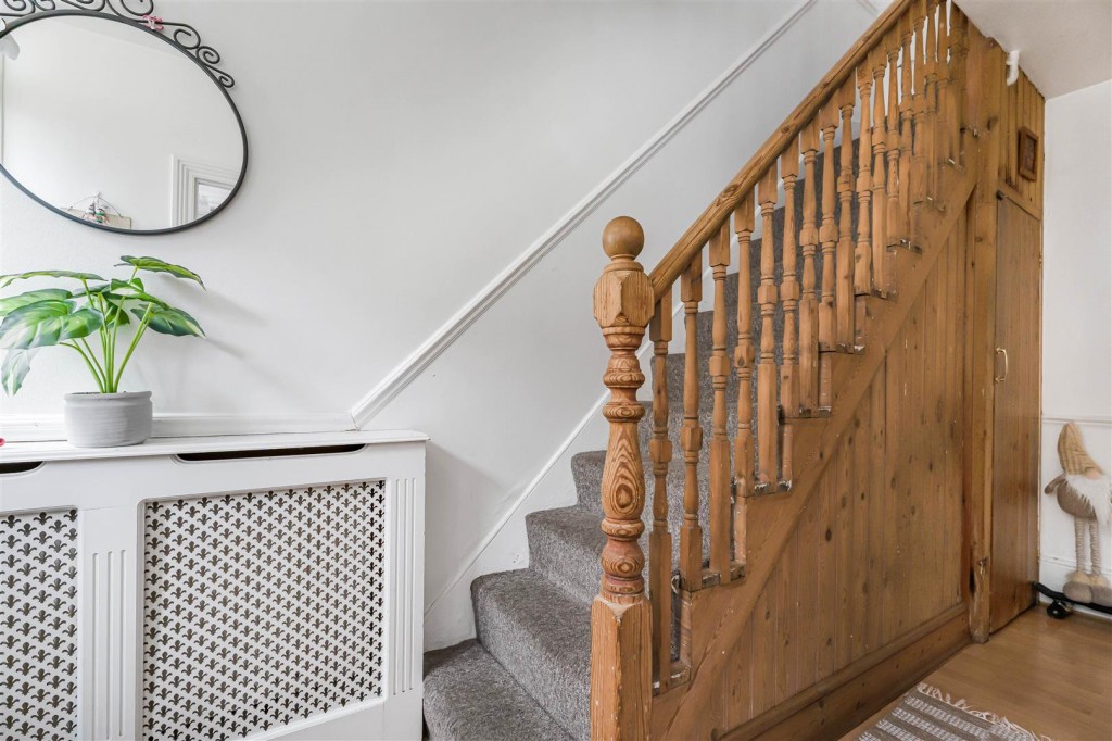 Knotts Green Road, Leyton, London, E10