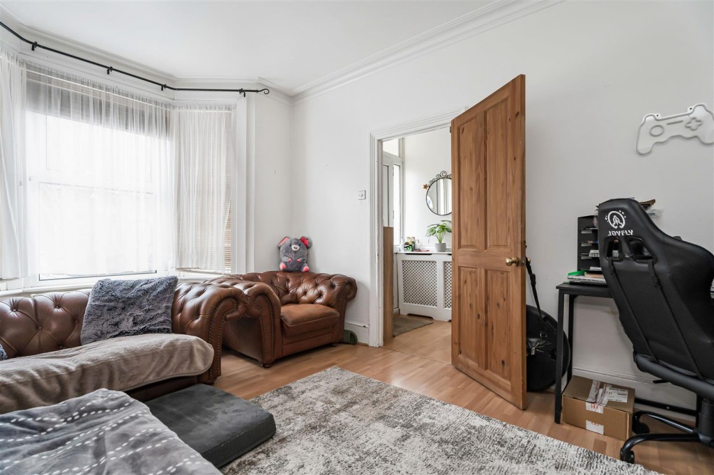 Knotts Green Road, Leyton, London, E10