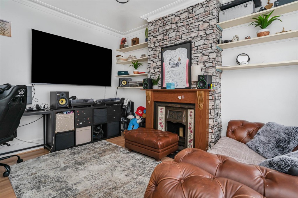 Knotts Green Road, Leyton, London, E10