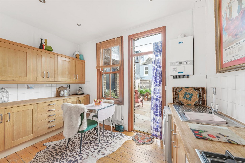 Century Road, Walthamstow, London, E17