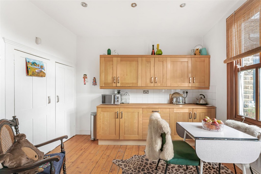 Century Road, Walthamstow, London, E17