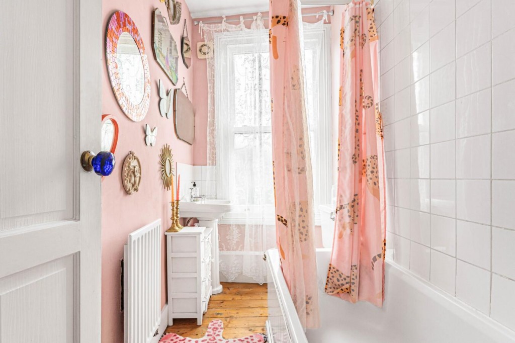 Century Road, Walthamstow, London, E17