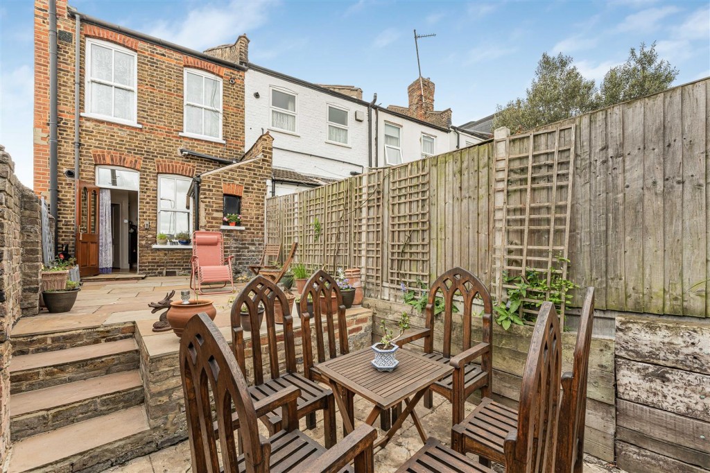 Century Road, Walthamstow, London, E17