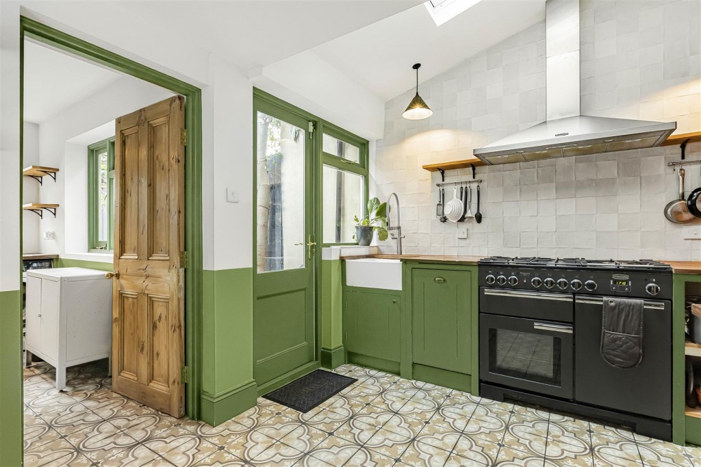 Dawlish Road, Leyton, London, E10