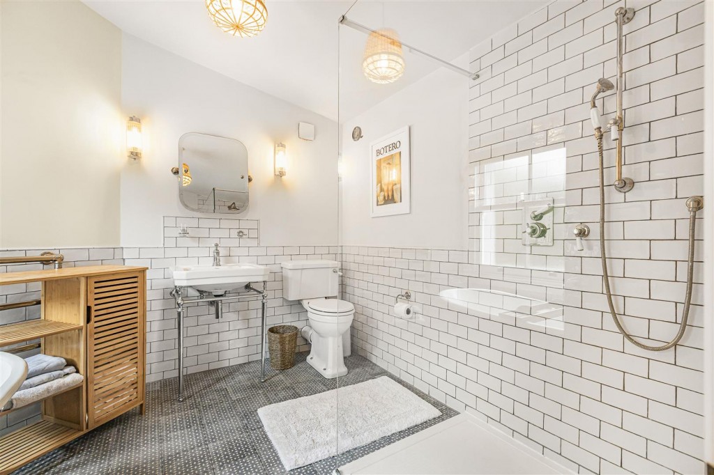 Dawlish Road, Leyton, London, E10