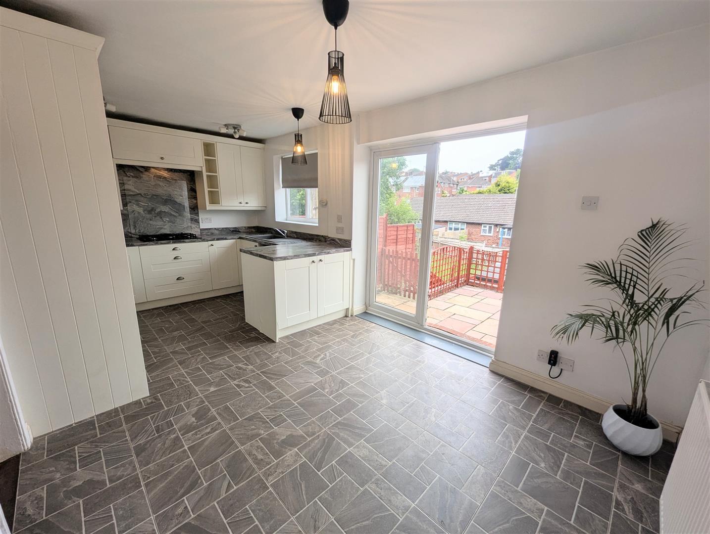 Parkside Road, Halesowen