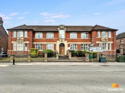 Broad Street, Copsham House, HP5