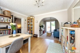Hithercroft Road, High Wycombe, HP13
