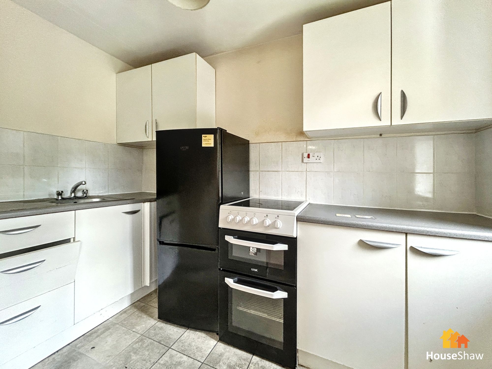 Bevelwood Gardens, High Wycombe, HP12