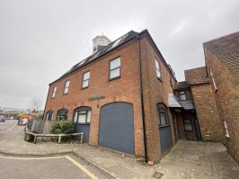 Elgiva Lane, Chesham, HP5