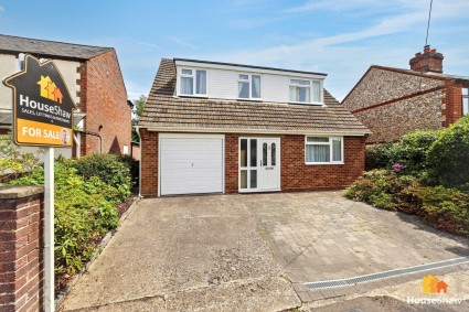 Plomer Green Lane, Downley, HP13