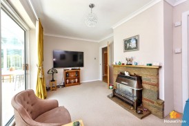 Plomer Green Lane, Downley, HP13