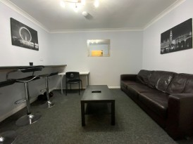 Fairfax Crescent, Aylesbury, HP20