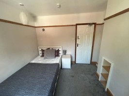 London Road, High Wycombe, HP11