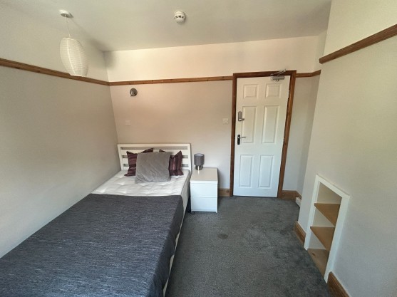 London Road, High Wycombe, HP11