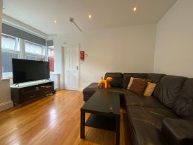 Rosebery Avenue, High Wycombe, HP13
