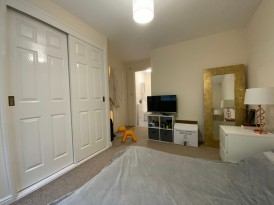 Paddock Close, Aylesbury, HP19