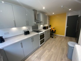 Hunters Hill, High Wycombe, HP13