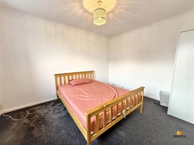 Plym Close, Aylesbury, HP21