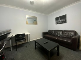 Fairfax Crescent, Aylesbury, HP20