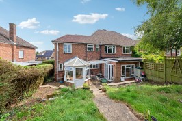 Chapmans Crescent, Chesham, HP5