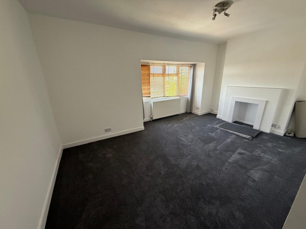 Cross Road, Southwick