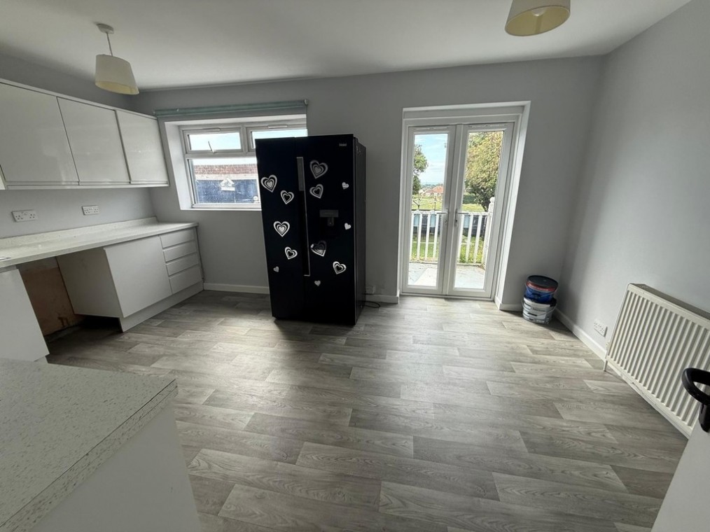 Holmbush Way, Southwick
