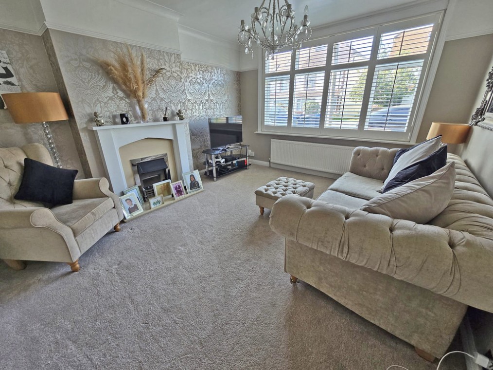 The Gardens, Southwick