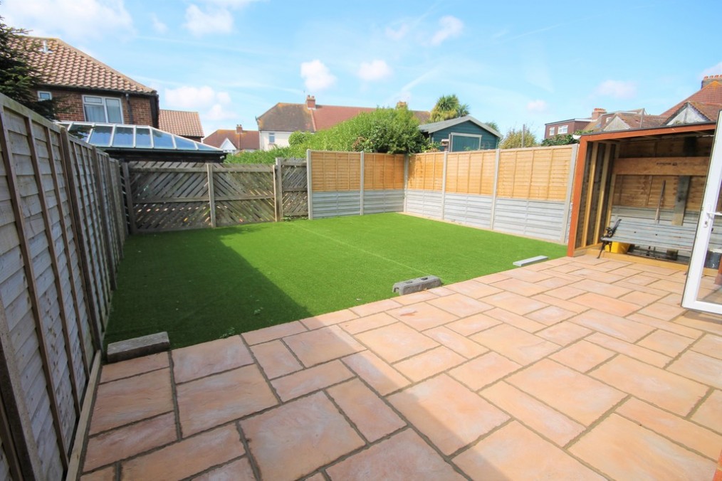 Old Barn Way, Southwick