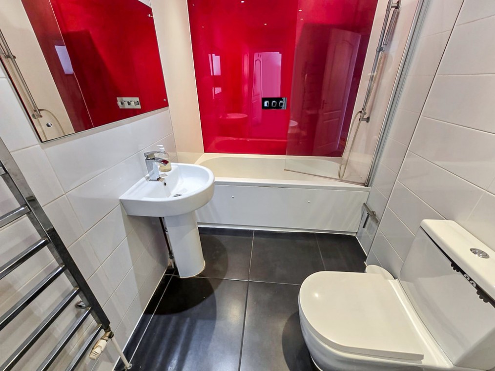 Mile Oak Road, Southwick