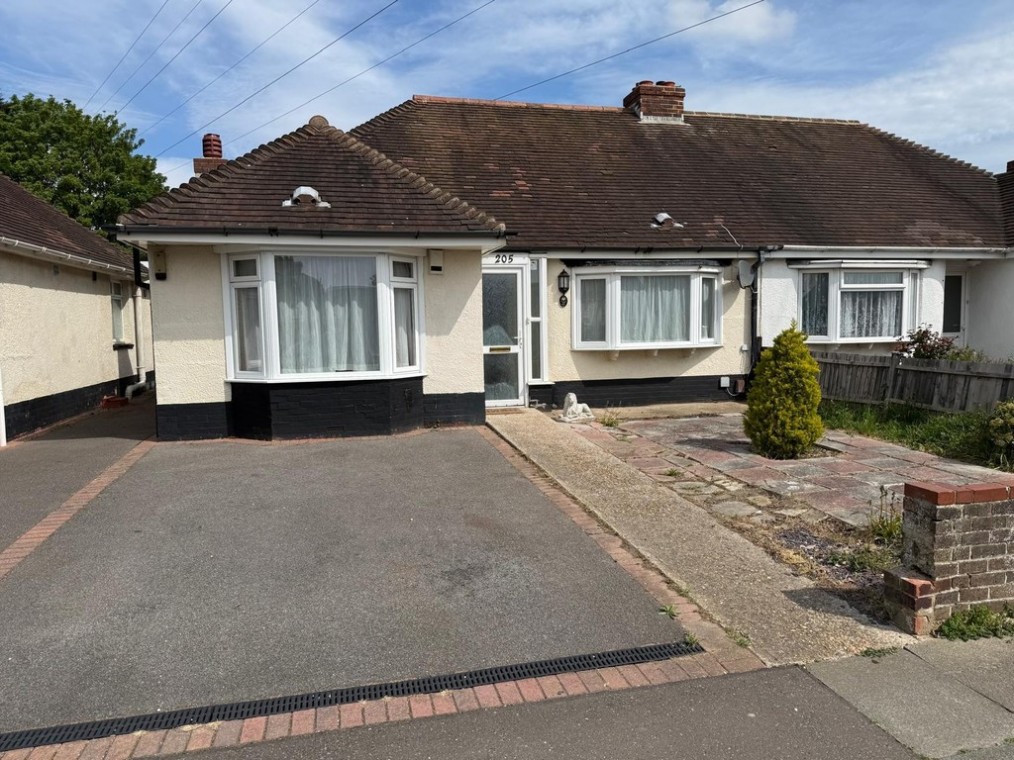 Manor Hall Road, Southwick