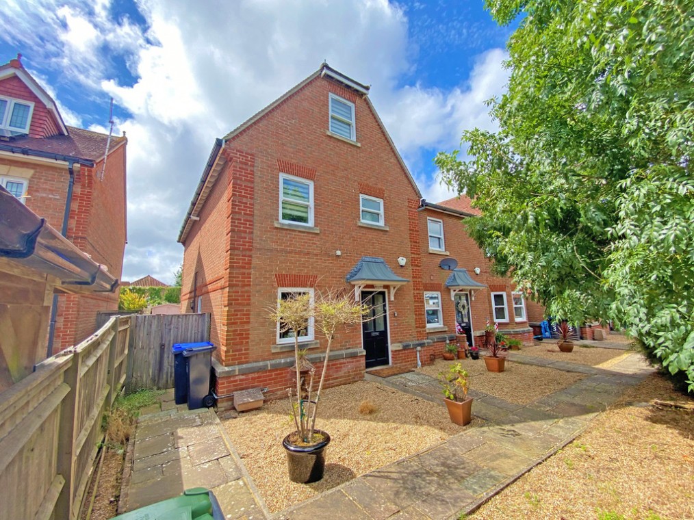 Craven Court, Lancing