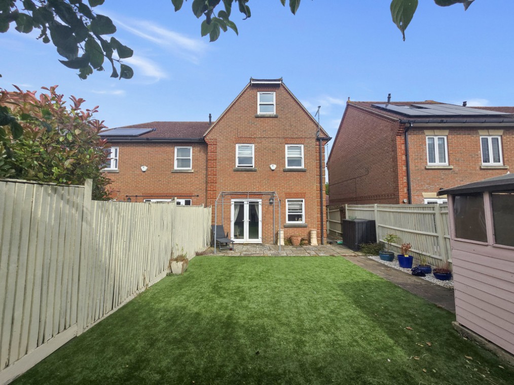 Craven Court, Lancing