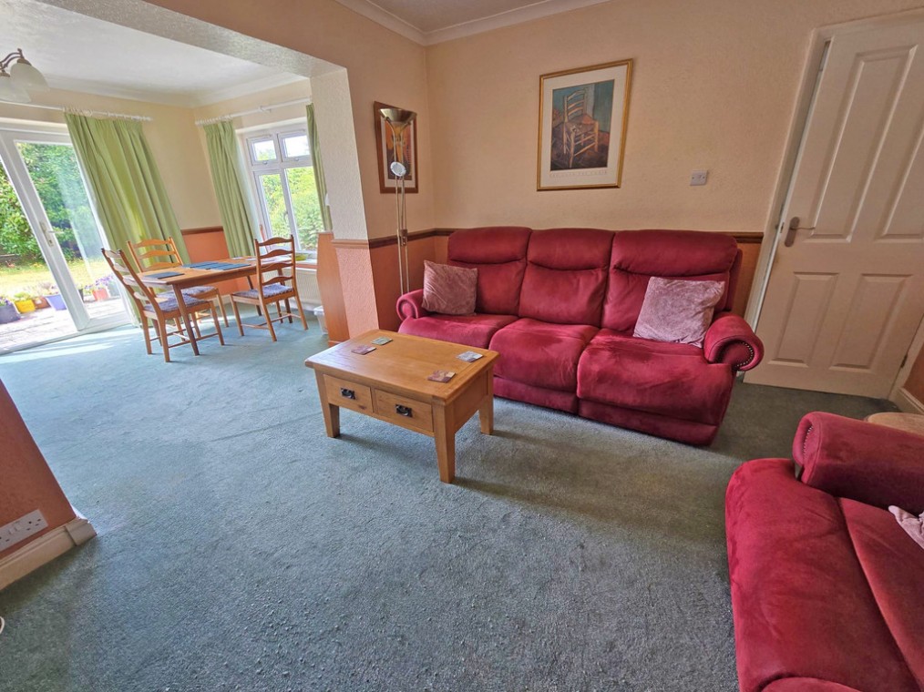 Manor Hall Road, Southwick