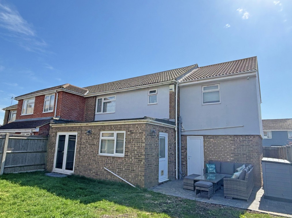 Old Barn Way, Southwick