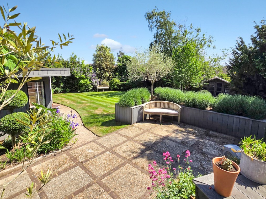 Millcroft Gardens, Southwick