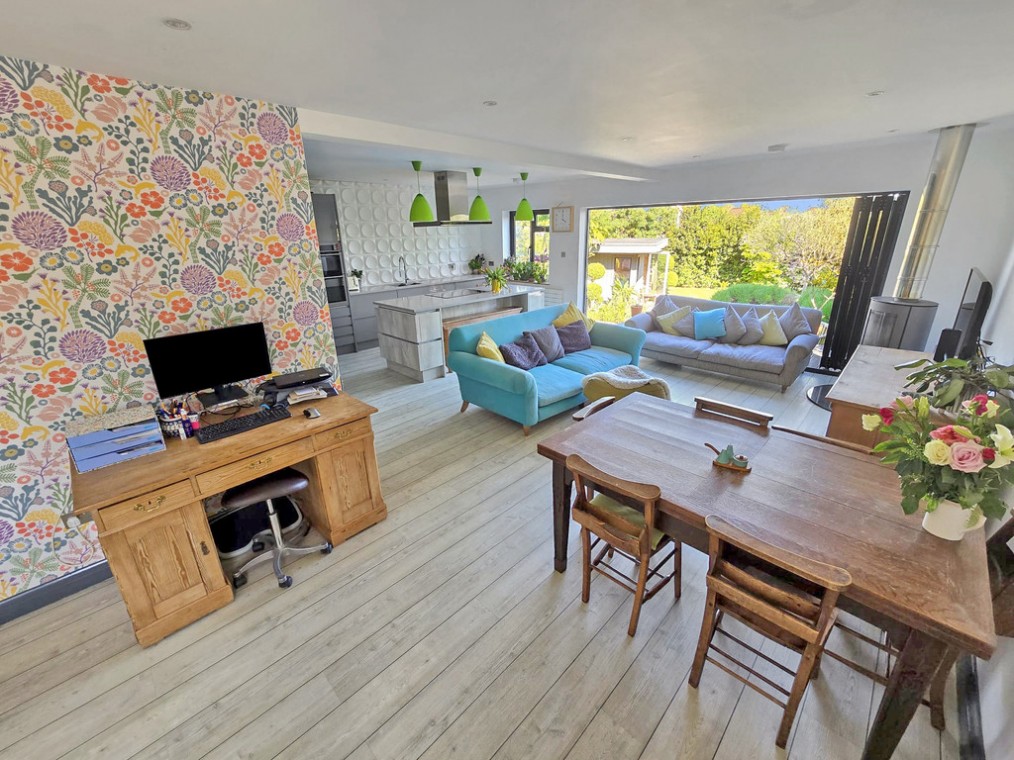 Millcroft Gardens, Southwick