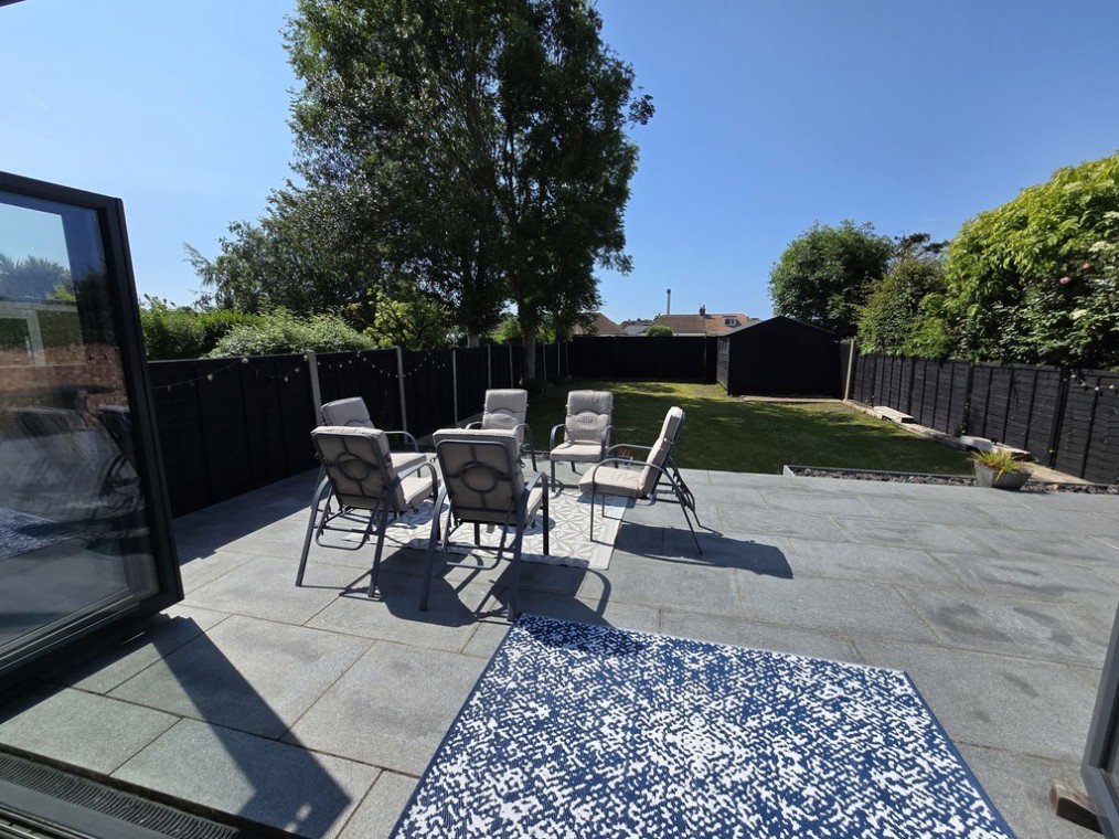 The Crescent, Southwick